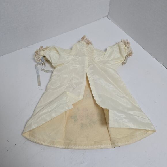 Vintage Infant Of Prague Vestments Dress & Cape 10.5” Long White Satin w/ Roses - Picture 7 of 12